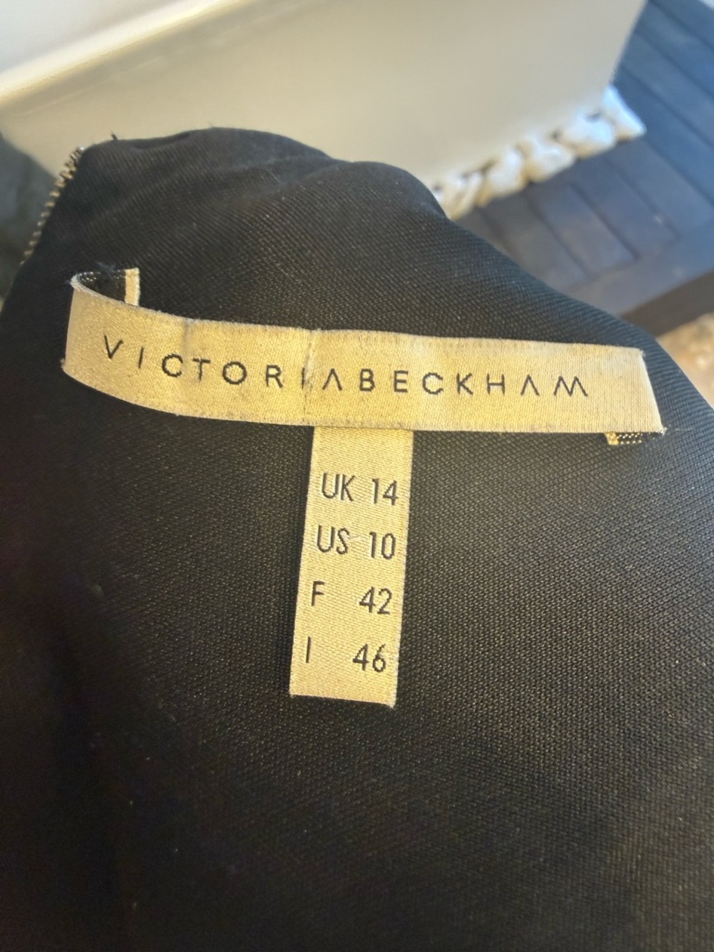 Victoria Beckham
Silk & Wool Panelled Dress - Picture 9 of 9